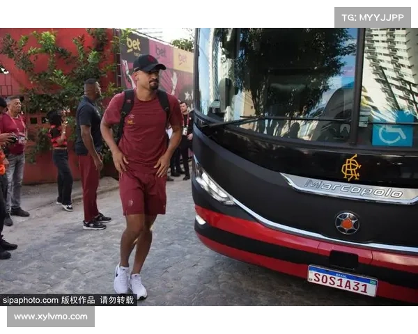 大卫路易斯职业生涯全方位回顾 各大位置表现与战术角色分析